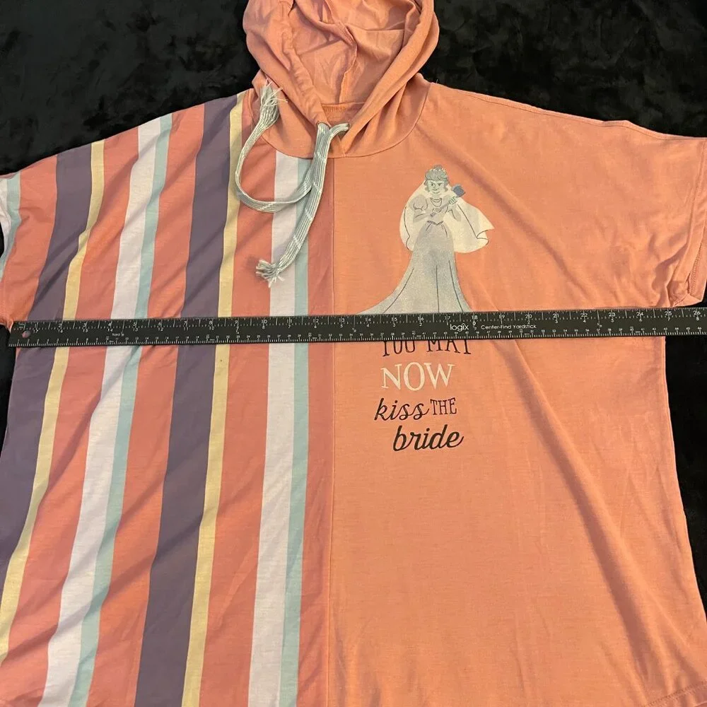 Disney Haunted Mansion Bride Hooded Shirt XL NWOT - Picture 3 of 6